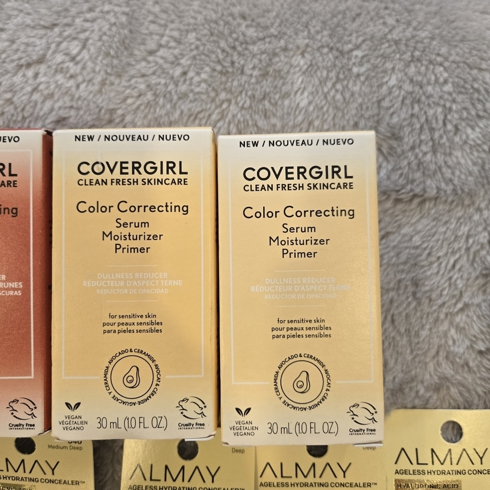 Lot Of 12 Piece Beauty Products - Covergirl Almay And Maybelline New - Picture 2 of 12